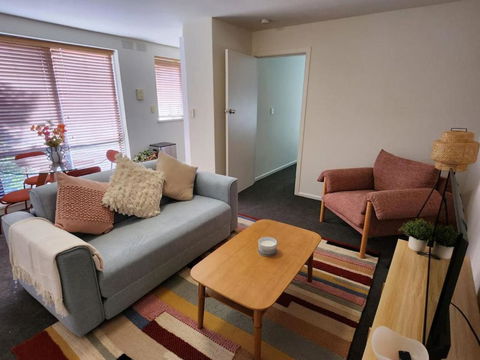 Retro Rose St Kilda Mansions - Maitland Accommodation 1