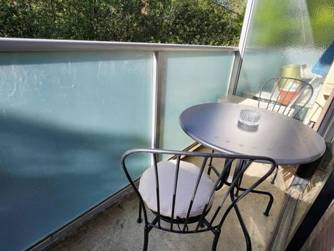 Retro Rose St Kilda Mansions - Maitland Accommodation 2