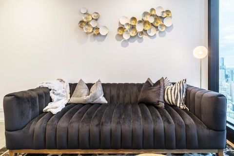 Ritzy Apartment In Iconic Australia 108 With Views - Maitland Accommodation 0