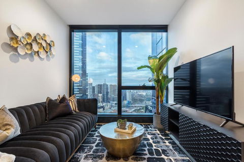 Ritzy Apartment In Iconic Australia 108 With Views - Maitland Accommodation 1