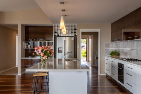 River Haven Serene Spacious With River Views - Maitland Accommodation 3