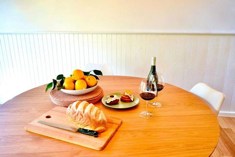 River Lea Cottage - Maitland Accommodation 2