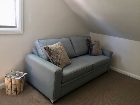 Riverlea Stables- Style And Charm Await You! - Maitland Accommodation 1