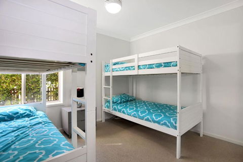 Riverside Views Hawks Nest - Maitland Accommodation 3