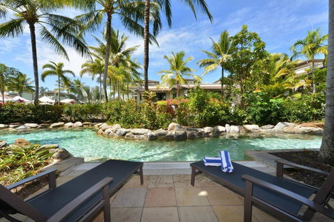 Resort-style Swim Out - A True Tropical Oasis - Maitland Accommodation 0