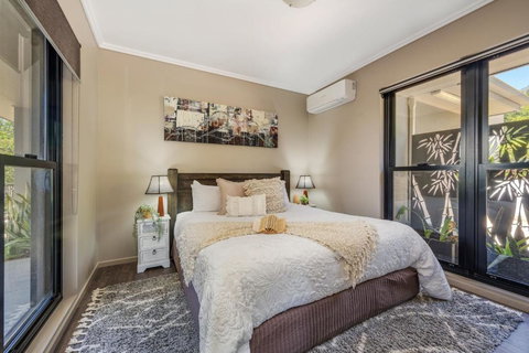 Red Lotus Retreat - Maitland Accommodation 3