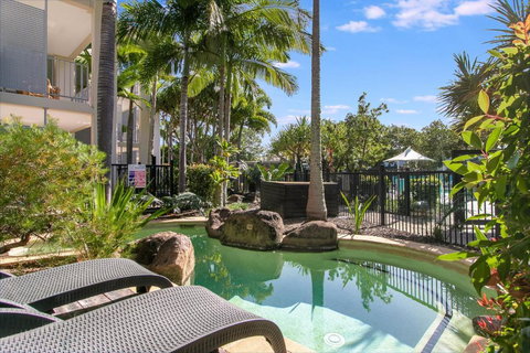 Salt&Pepper Sanctuary - Plunge Pool Resort Apartment By UHoliday - 2BR, 1BR And Studio Hotel Room Configurations Available - Maitland Accommodation 2