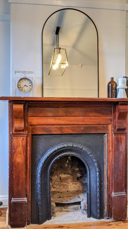 Roseland Cottage - CBD Heritage - Maitland Accommodation 1