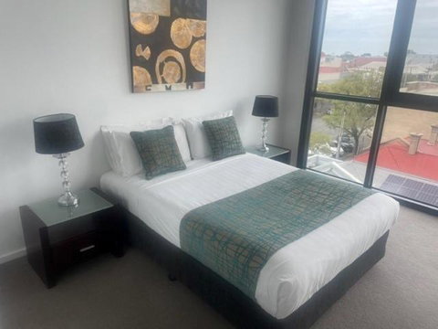 RNR On Franklin - Maitland Accommodation 1