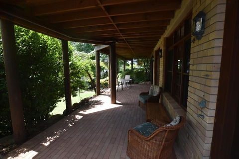 Rockwall Avoca Beach - Maitland Accommodation 1