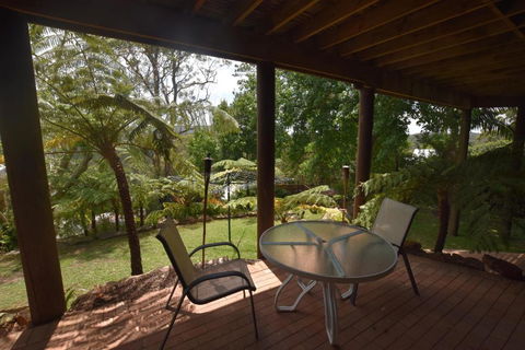 Rockwall Avoca Beach - Maitland Accommodation 0