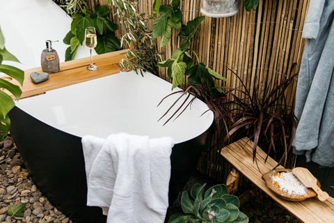 Romantic Retreat In Mornington Peninsula Heartland - Maitland Accommodation 3