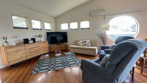 Romantic Retreat Inverloch - Maitland Accommodation 0