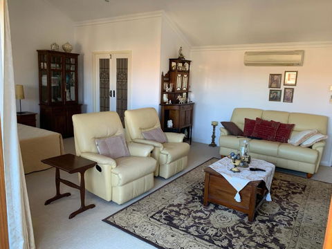 Room With A View - Maitland Accommodation 1