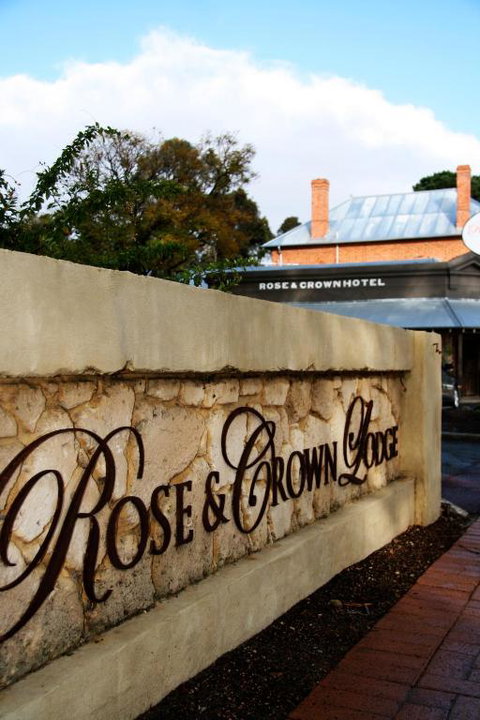 Rose & Crown Hotel - Maitland Accommodation 3
