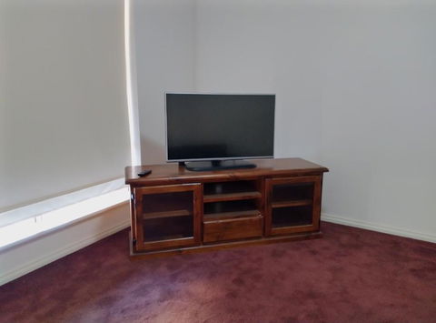 Ross - Maitland Accommodation 2