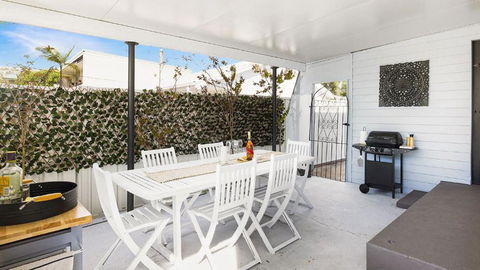 Salamander Sweet Foreshore Drive - Maitland Accommodation 0