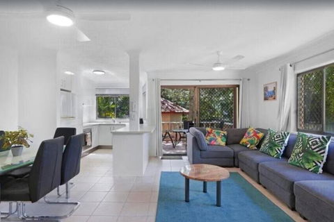 Salerno - Hosted By Burleigh Letting - Maitland Accommodation 0