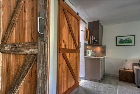 SALT Luxury Couples Bungalow - Maitland Accommodation 2