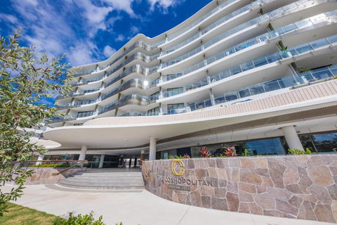 SALTWATER CALM@ The Cosmopolitan Unit 10508 - Maitland Accommodation 0