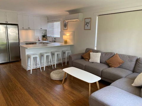 Salty - Maitland Accommodation 1