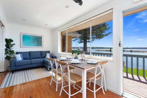 Salty Life - Maitland Accommodation 0