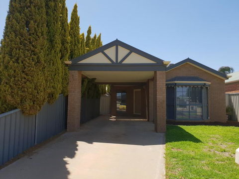 SAN Mateo - Maitland Accommodation 0
