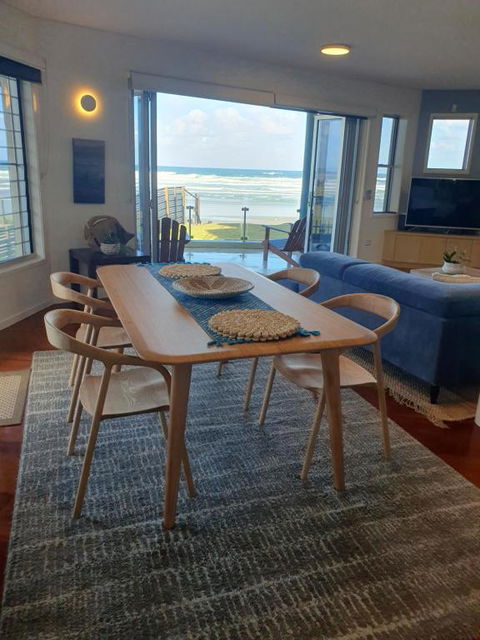 Sanbah-Surf, Views, Beach - Maitland Accommodation 2