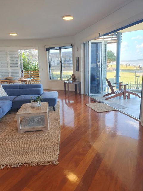 Sanbah-Surf, Views, Beach - Maitland Accommodation 3
