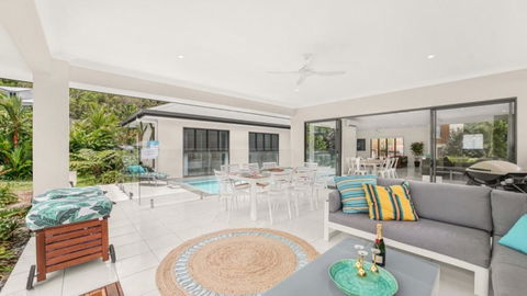 Sandcastles - Palm Cove - Maitland Accommodation 2