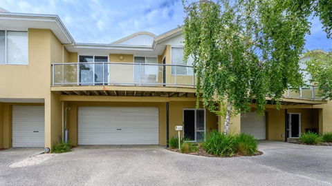 Sandpiper 9 - Close To Town And Beach - Maitland Accommodation 0