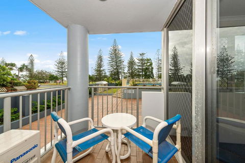 Sandpiper Broadbeach - Maitland Accommodation 2