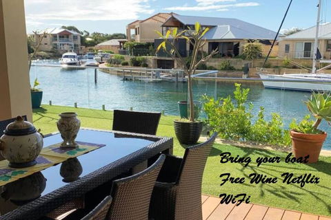 Sandpiper Island Tranquil Waterfront Views & Jetty - Maitland Accommodation 0