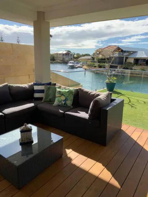 Sandpiper Island Tranquil Waterfront Views & Jetty - Maitland Accommodation 2