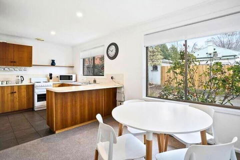 Sandy Bay Cozy Cottage Close To CBD - Maitland Accommodation 1