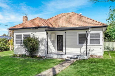 Serene Countryside Escape Spacious 3BR Retreat Near Wineries - Maitland Accommodation 0