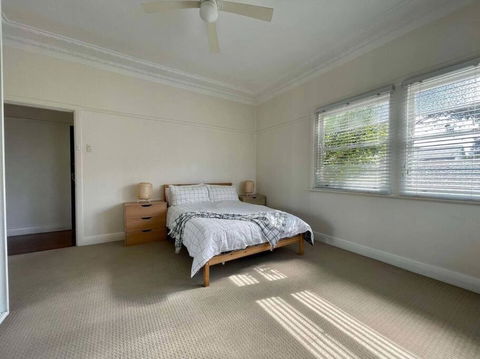 Serene Countryside Escape Spacious 3BR Retreat Near Wineries - Maitland Accommodation 1