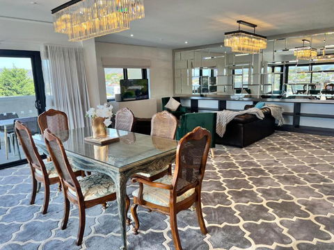Sixty Six Boutique Apartments - Maitland Accommodation 1