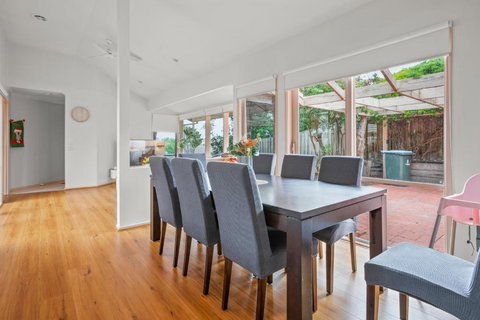 StayAU 3BRM Family Home Netflix Pet-Friendly - Maitland Accommodation 2