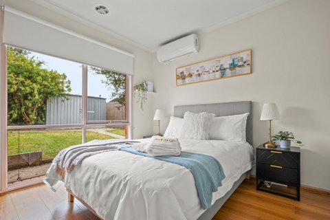 StayAU 3BRM Family Home Netflix Pet-Friendly - Maitland Accommodation 3