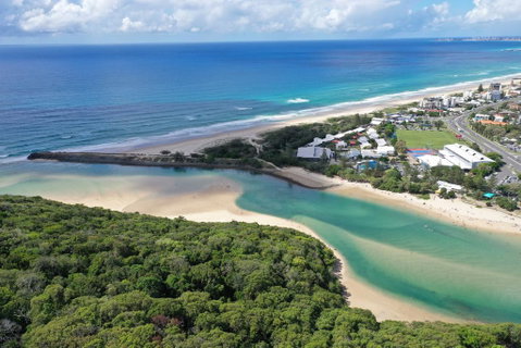Beachside Bliss - Maitland Accommodation 0