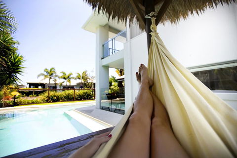 Beachside Family Entertainer - Free WIFI - Linen Included - Maitland Accommodation 0