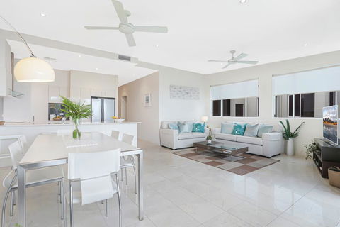 Beachside Vibes, Sunshine Beach - Maitland Accommodation 3
