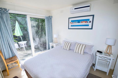 Beachwalk Cottage - Maitland Accommodation 2
