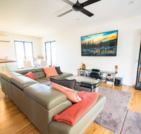 Beautiful Modern Luxury - Maitland Accommodation