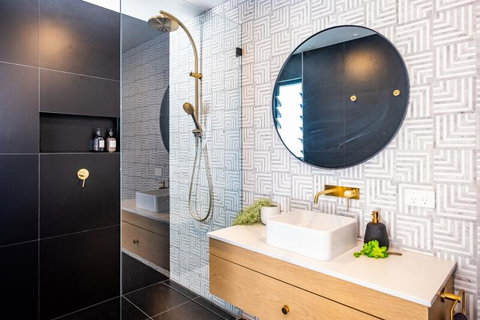 Beauty On Booker Bay - Maitland Accommodation 3