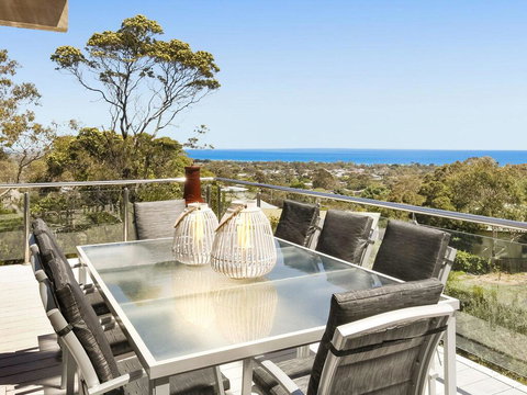 Bella Vista - Simply Stunning, Amazing Panoramic Bay Views! - Maitland Accommodation 3