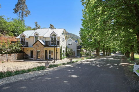 Beyond Bliss - Guesthouse 1 - Maitland Accommodation 3