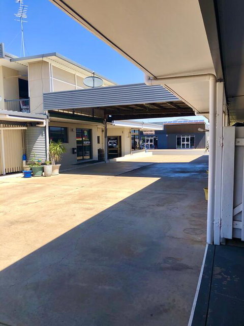 Biloela Centre Motel & Steakhouse Restaurant - Maitland Accommodation 3