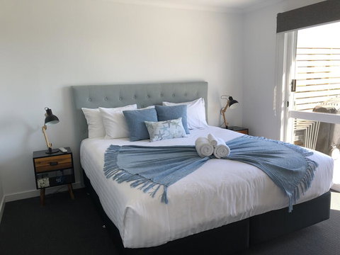 BINALONG BRAE @ Bay Of Fires Two Bedroom Both With Ensuites - Maitland Accommodation 0